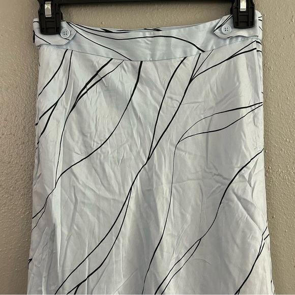 Equipment Femme Iva Abstract Light Blue Silk Blend Runway Midi Skirt Size 0 - Picture 4 of 9